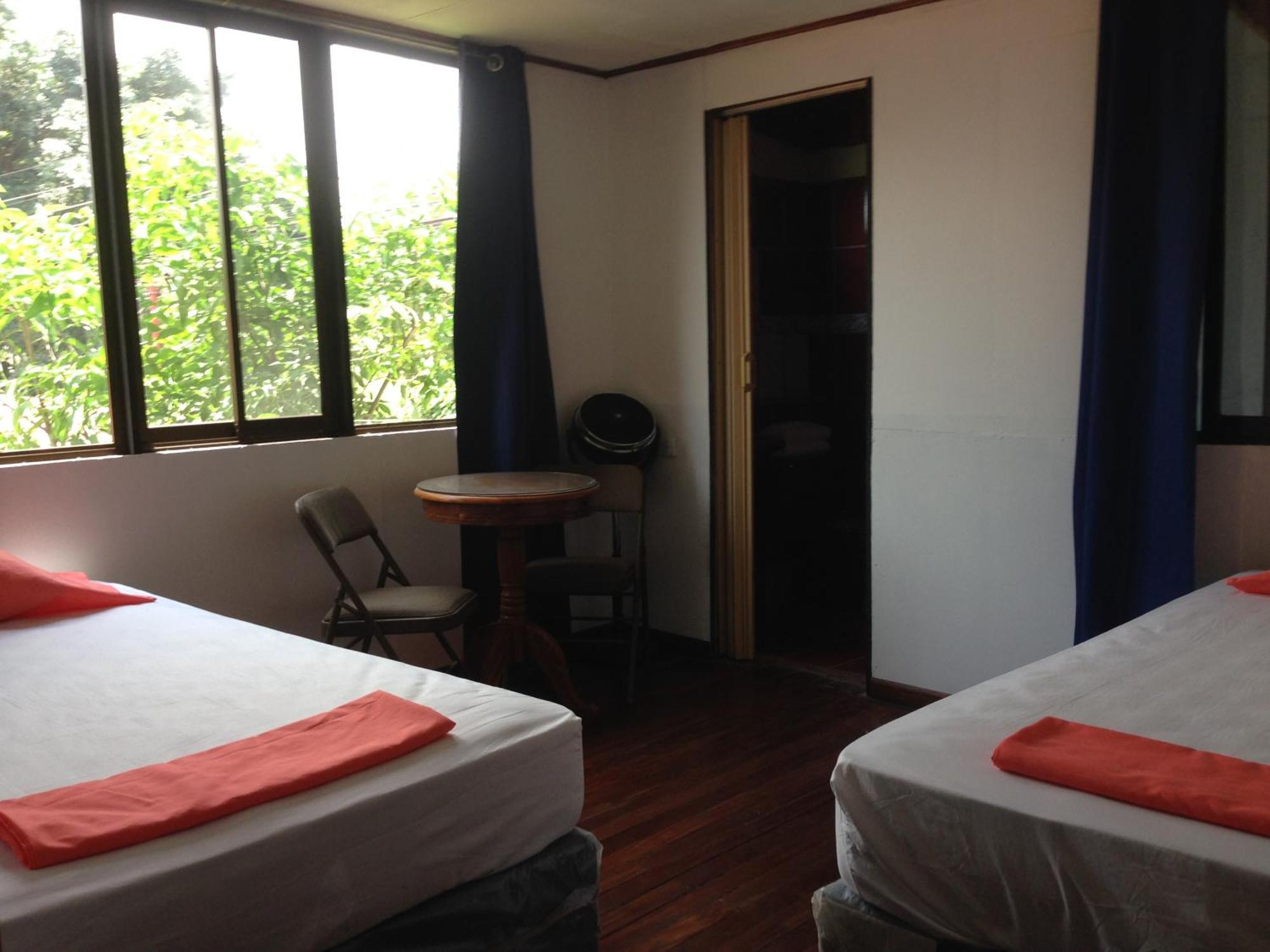 Río Segundo El-Cacique-Guesthouse-Since-2003 المظهر الخارجي الصورة